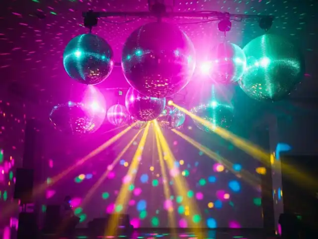 Renta de luces Pin Spot para eventos en CDMX